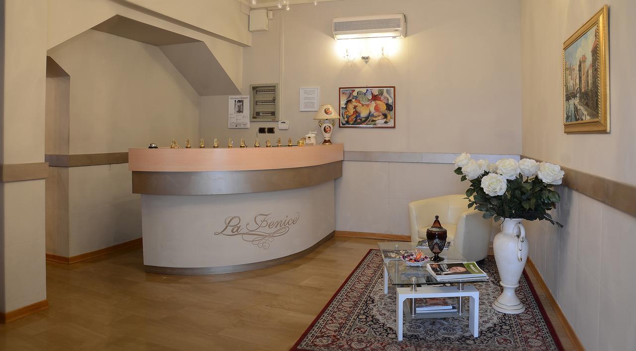 Hotel La Fenice Chiari Exteriér fotografie