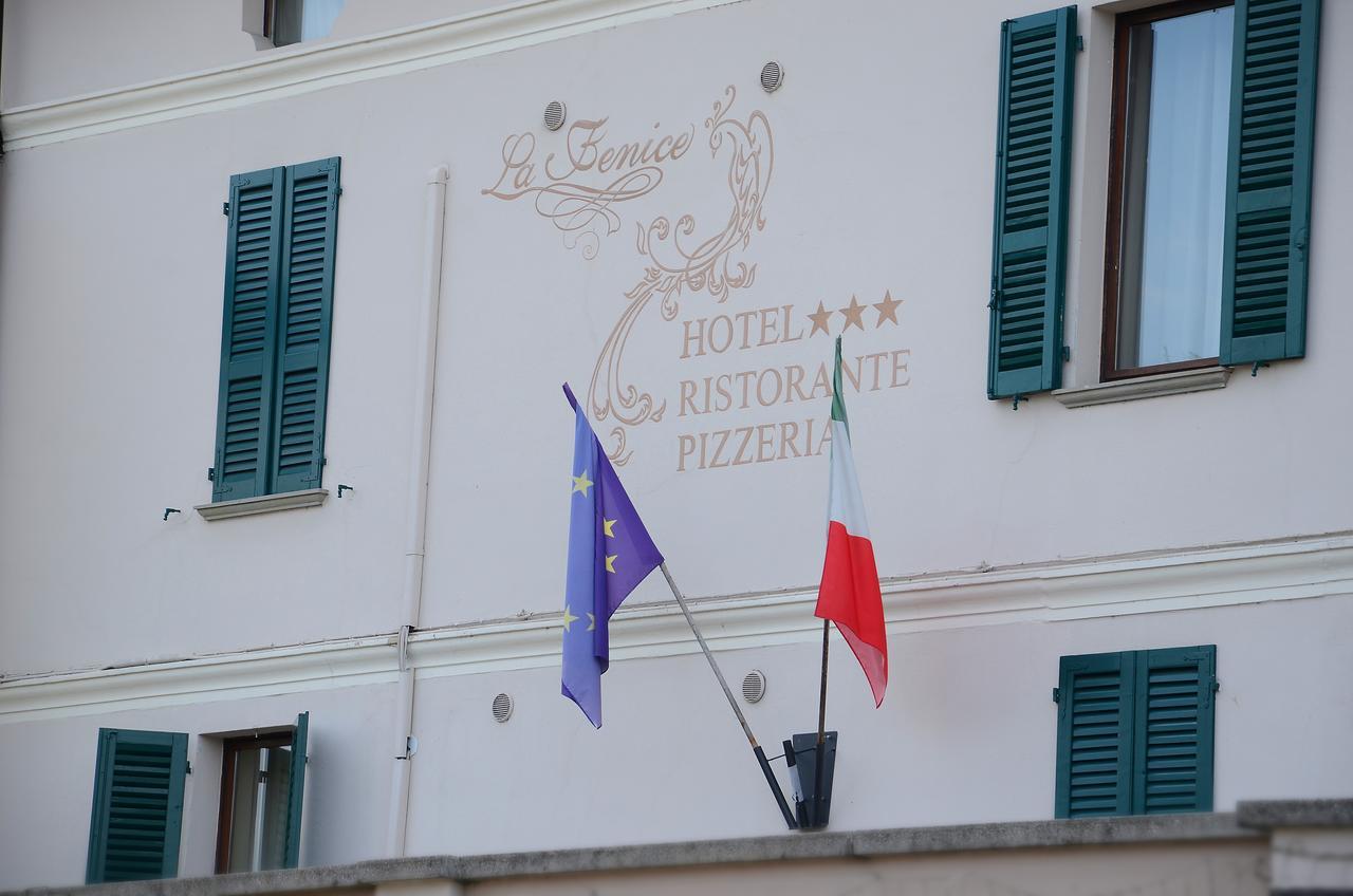 Hotel La Fenice Chiari Exteriér fotografie